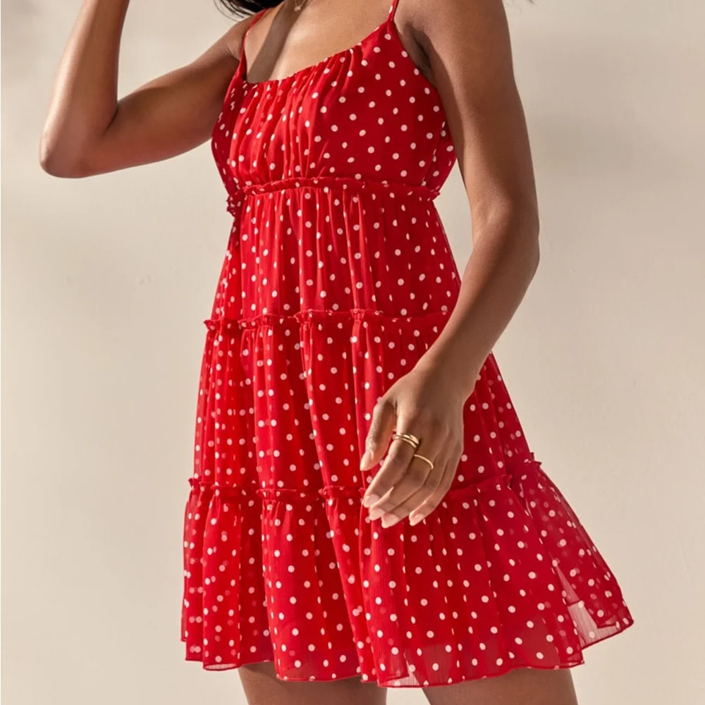 🔥 NWT gorgeous red with white polka dot swing dress by Francesca’s. - Picture 1 of 9